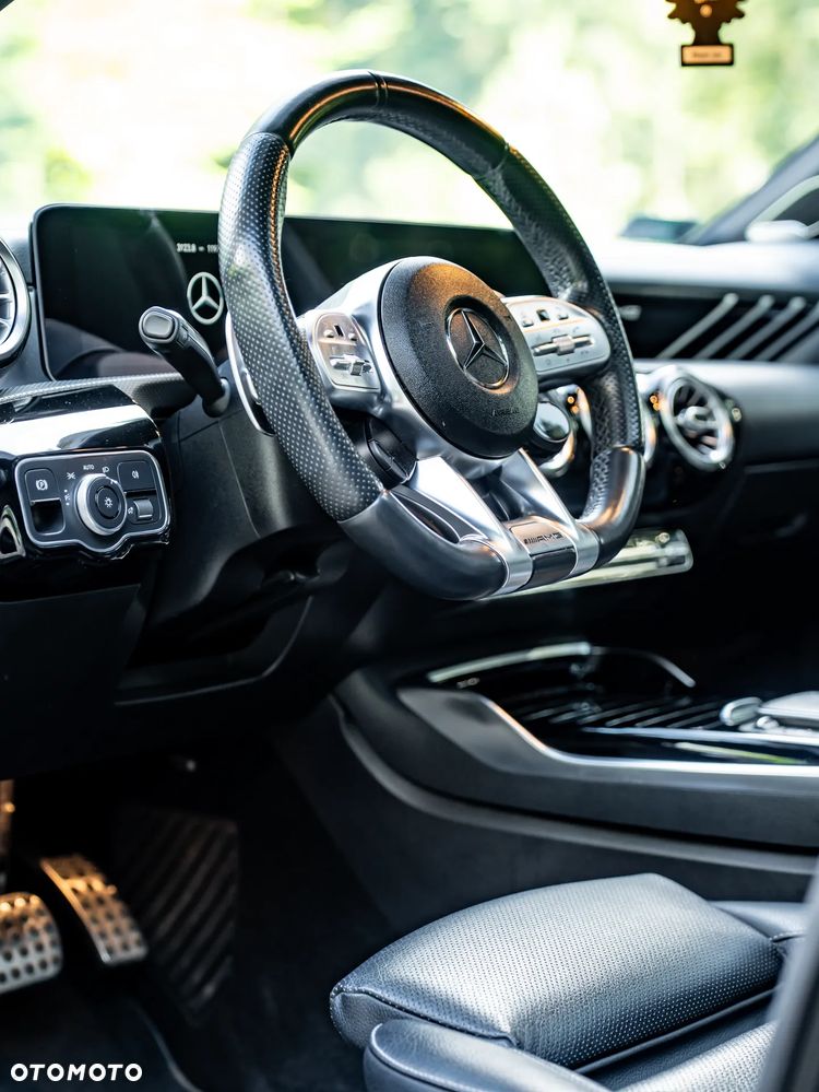 Mercedes-Benz CLA AMG 45 4-Matic - 29
