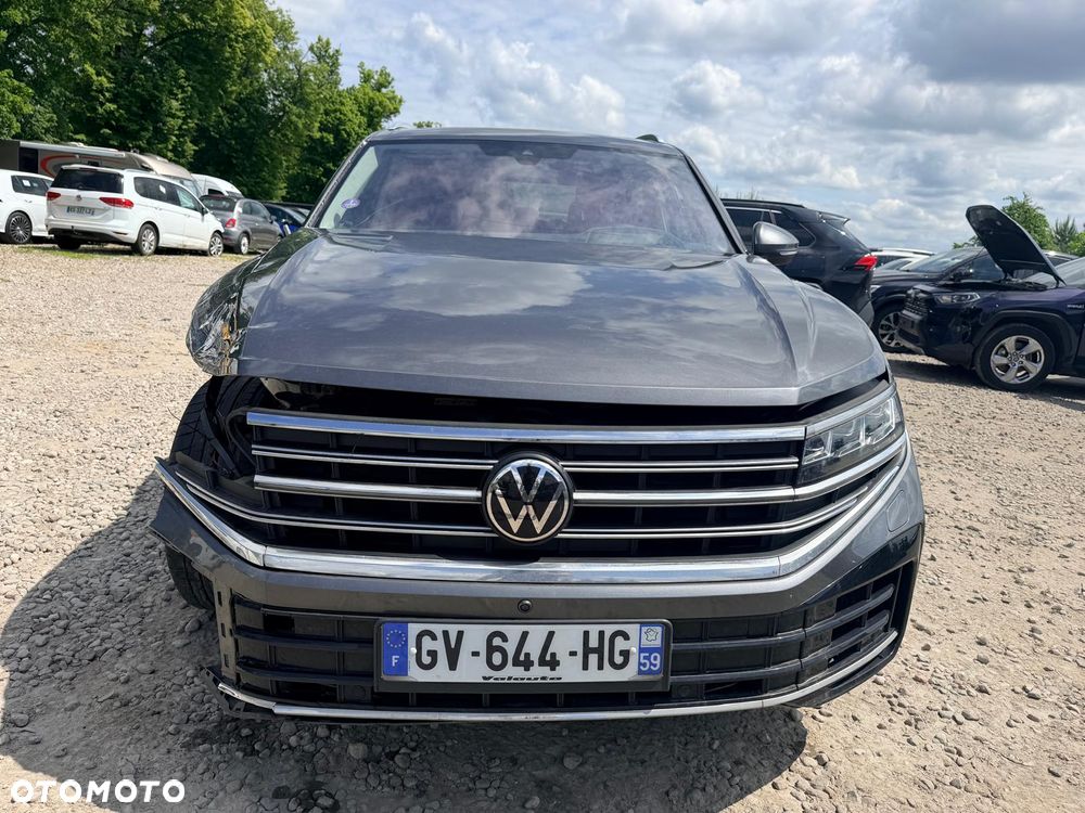 Volkswagen Touareg V6 e-Hybrid OPF 4Motion Elegance FINAL EDITION - 13