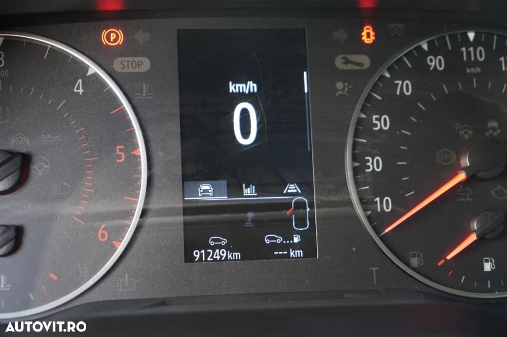 Renault TRAFIC III / AUTOBUS / 9 LOCURI / 90.000 KM / PRIMUL PROPRIETAR / SHOWROOM POLONESE / 2022 / - 39