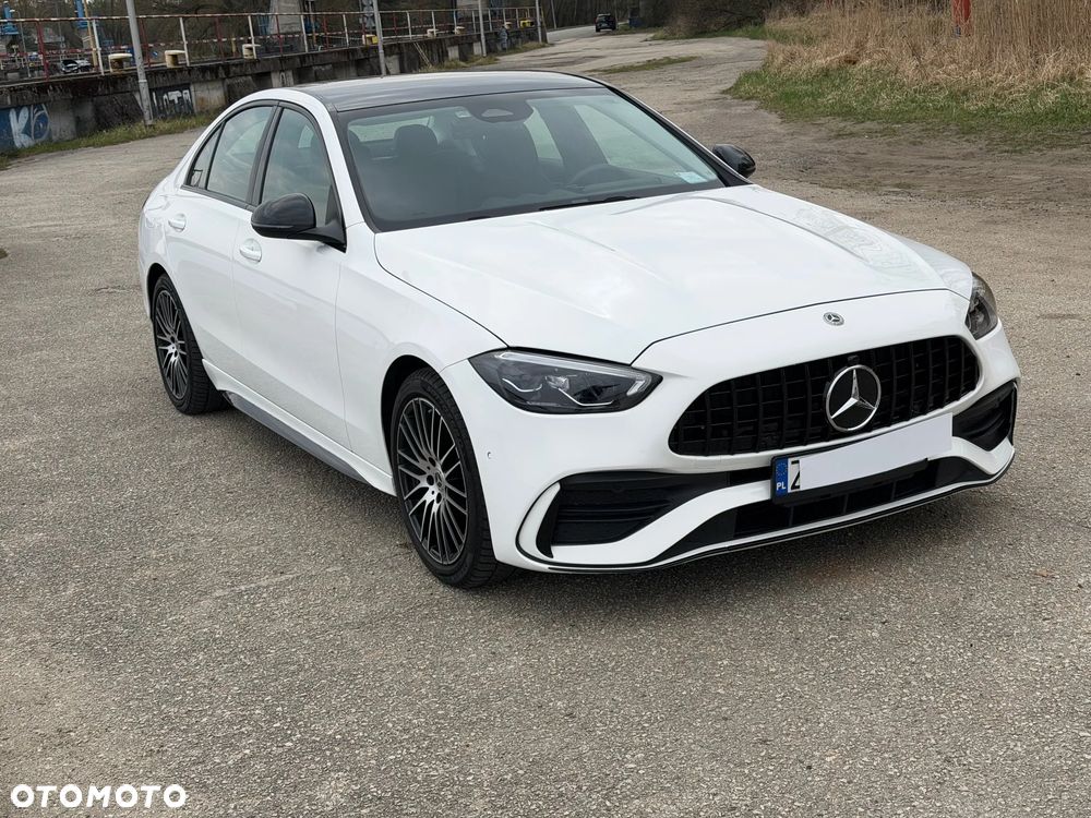 Mercedes-Benz Klasa C 180 mHEV AMG - 35