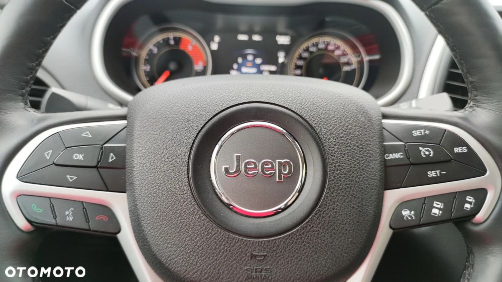 Jeep Cherokee 2.2 MJD Active Drive II Limited - 25