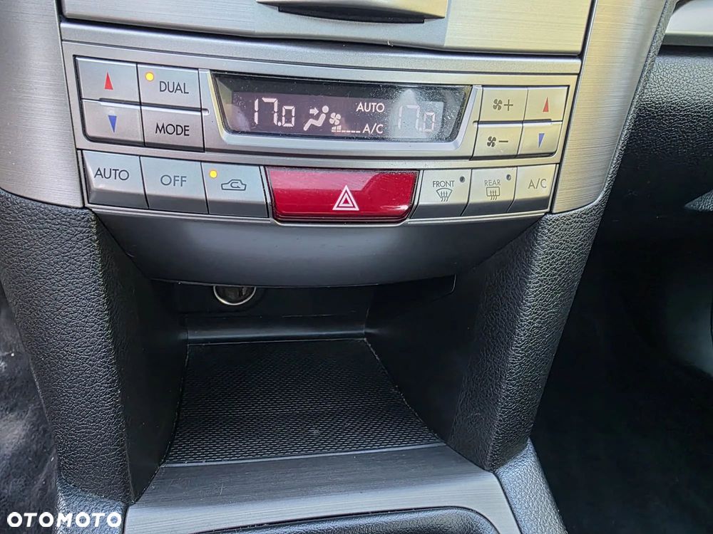 Subaru Outback 2.0D Exclusive - 21