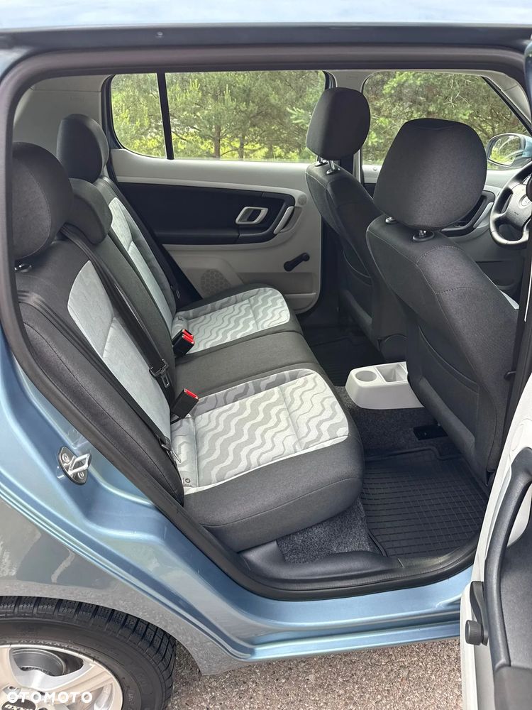 Skoda Fabia 1.4 16V Ambiente - 16