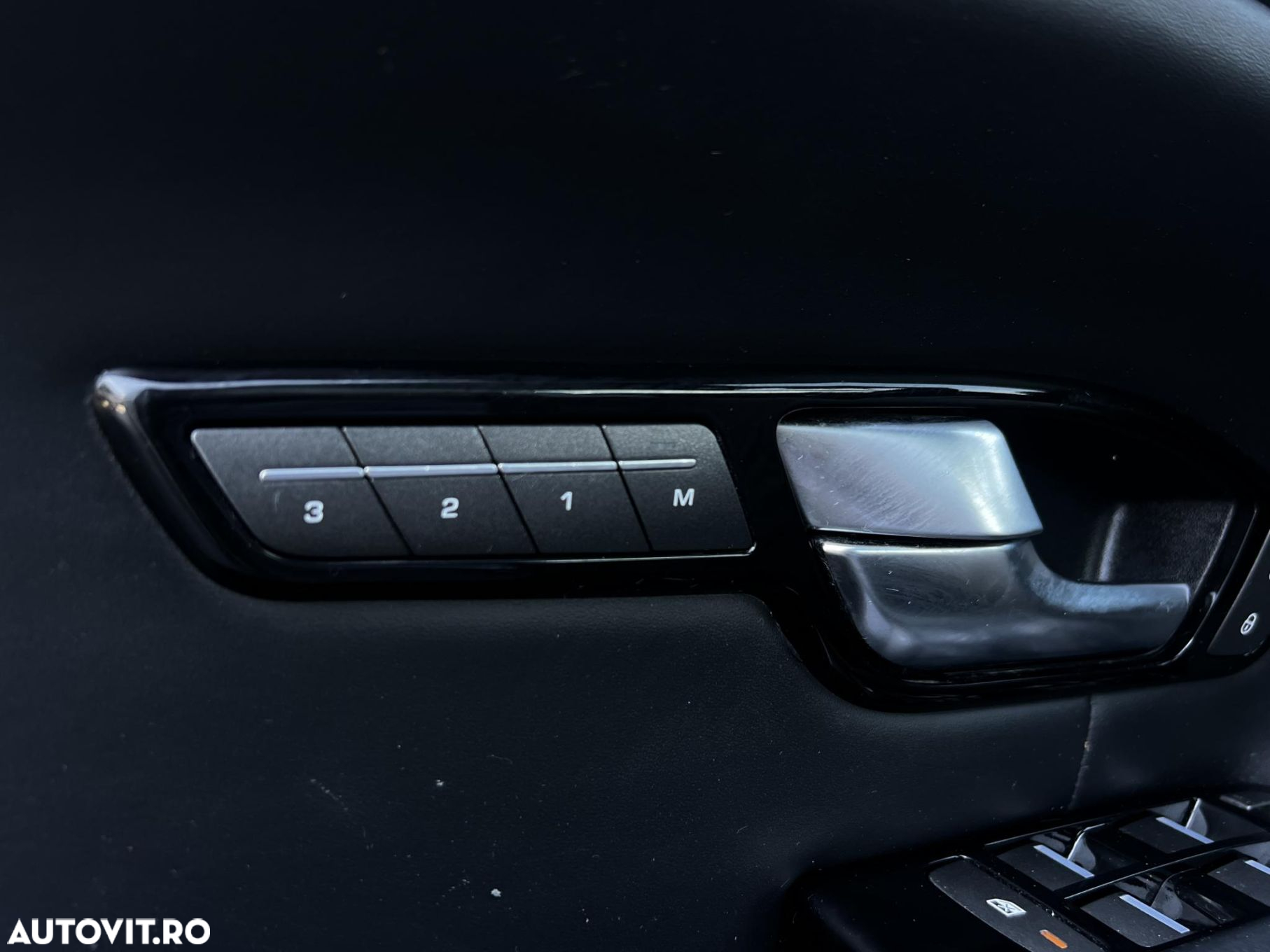 Land Rover Range Rover Evoque - 15