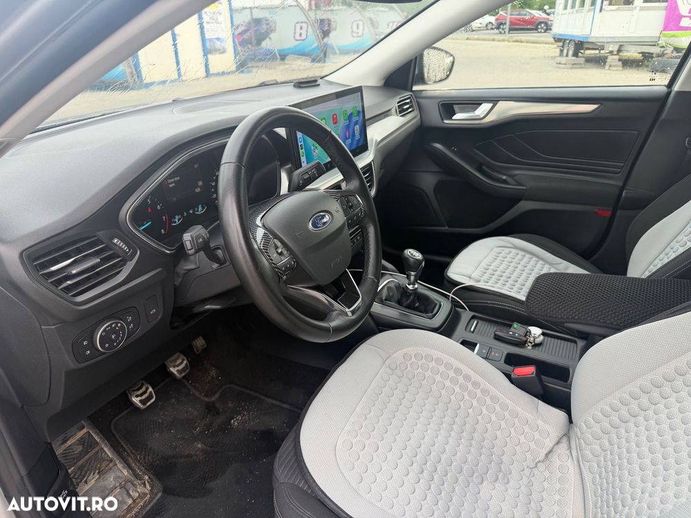 Ford Focus 1.0 EcoBoost Titanium - 7