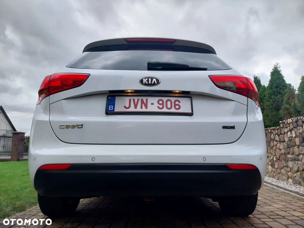Kia Ceed - 21