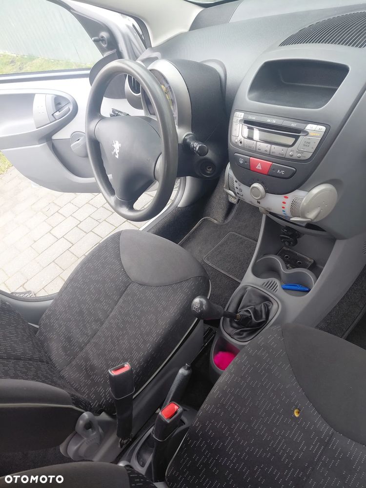 Peugeot 107 1.0 Happy Euro5 - 8