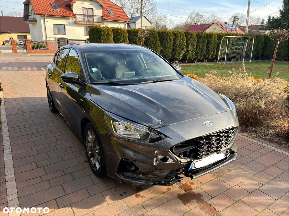 Ford Focus 1.0 EcoBoost mHEV ST-Line - 13