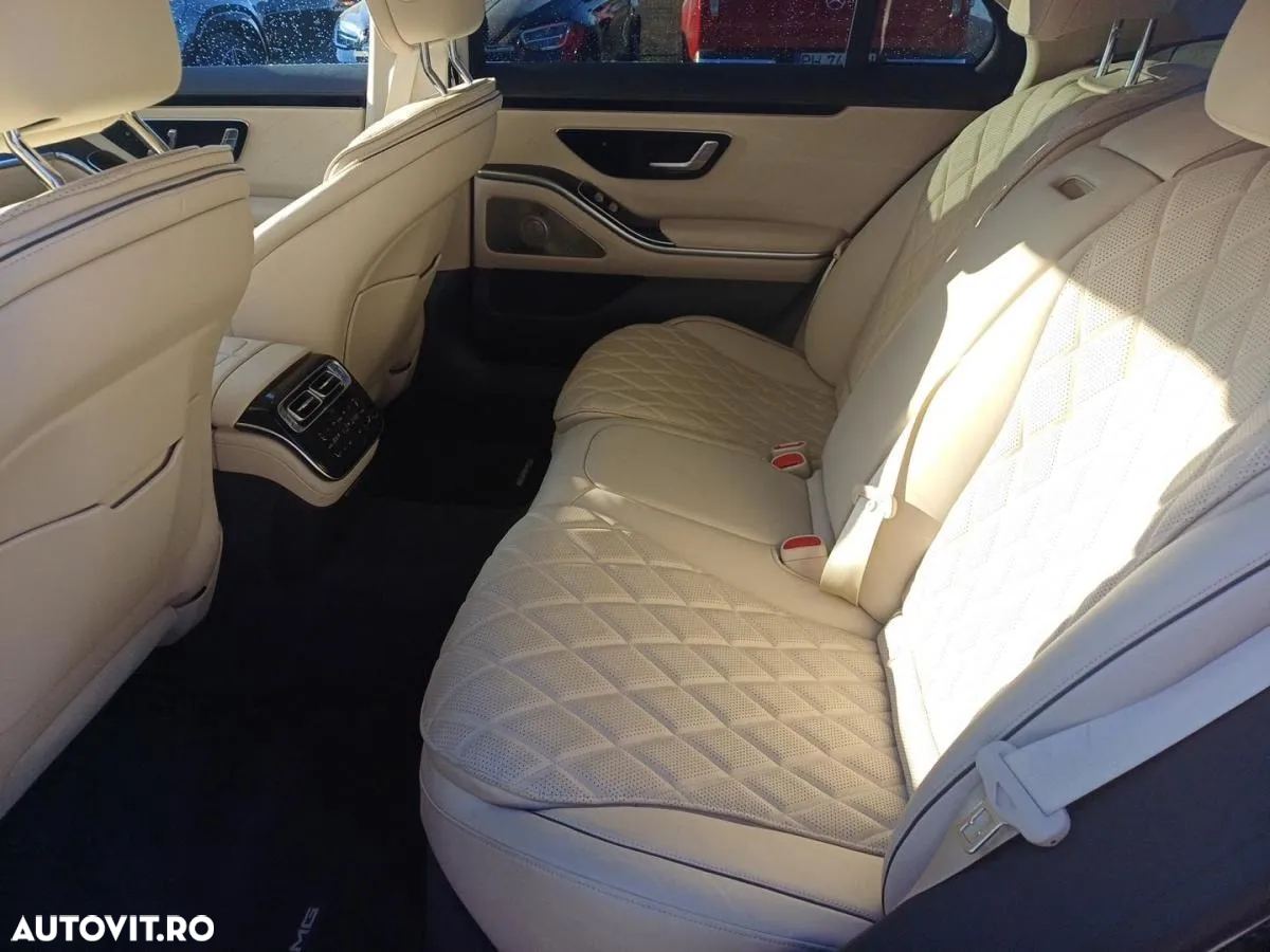 Mercedes-Benz S 400 d 4MATIC Long Aut - 11