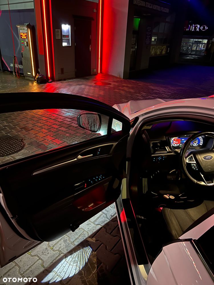 Ford Mondeo 2.0 TDCi STart-Stopp PowerShift-Aut Vignale - 16