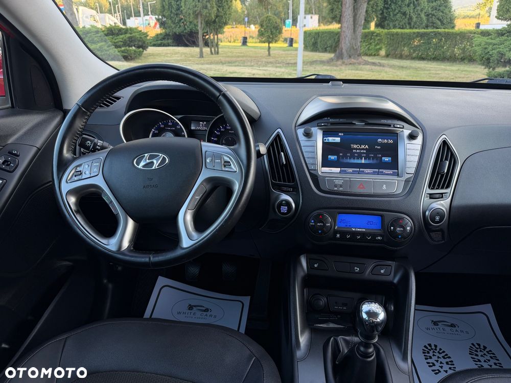 Hyundai ix35 1.6 2WD Fifa World Cup Edition - 36