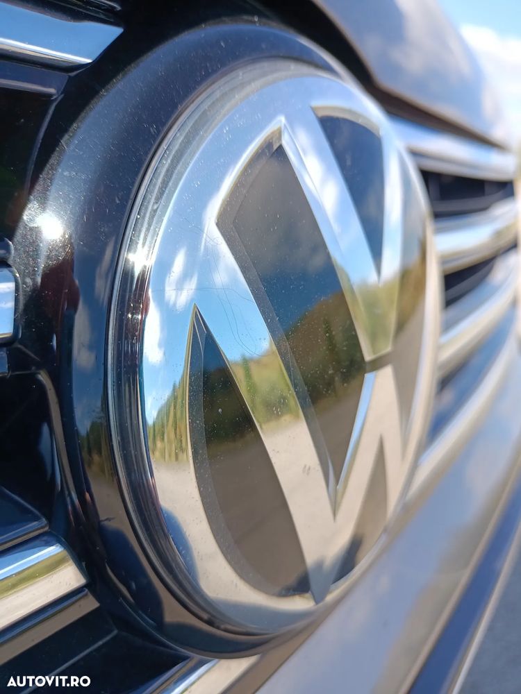 Volkswagen Passat 2.0 TDI DPF DSG 4Motion Highline - 20