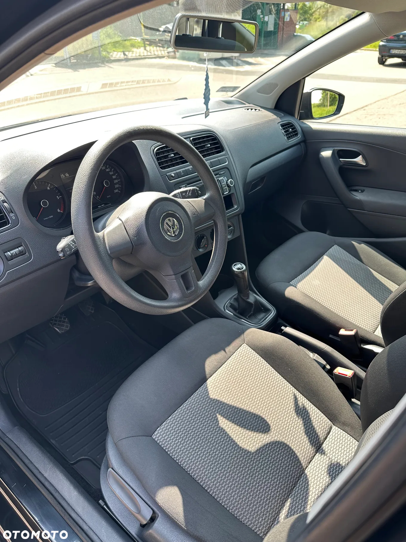 Volkswagen Polo 1.6 TDI DPF Trendline - 15