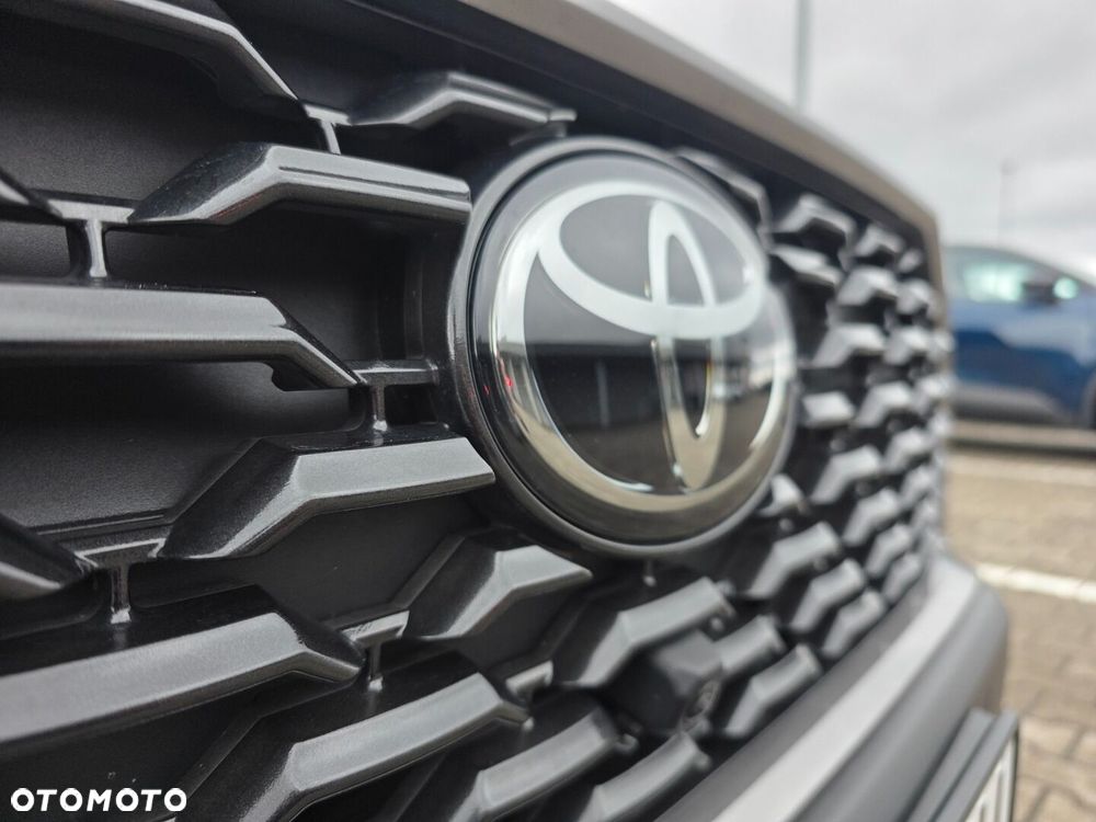 Toyota Corolla Cross 2.0 Hybrid Executive - 26