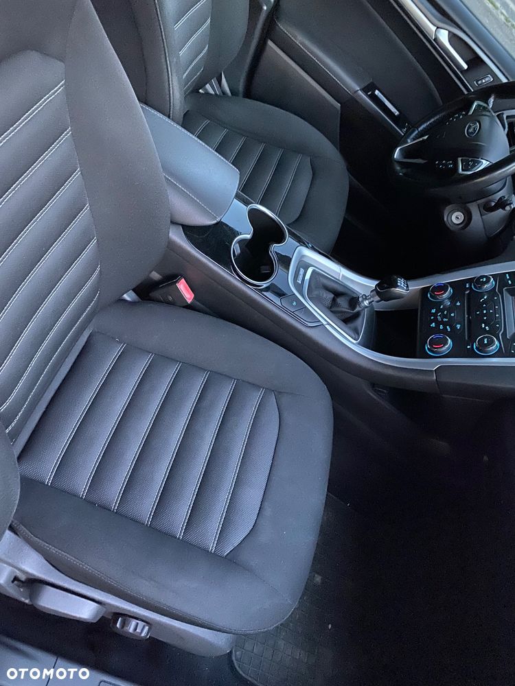 Ford Mondeo 1.5 TDCi ECOnetic Ambiente - 11