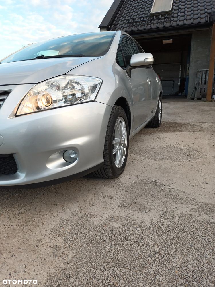 Toyota Auris 1.6 Valvematic Multidrive S START Edition - 4