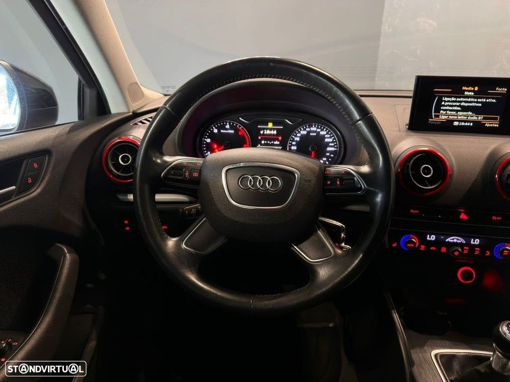 Audi A3 Limousine 1.6 TDI S-line - 19