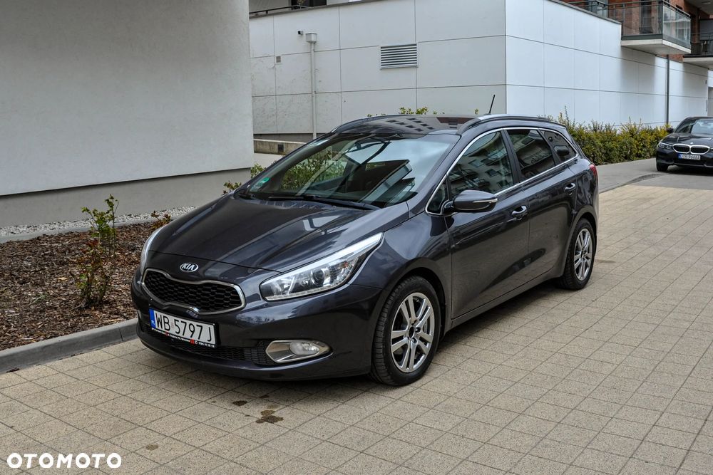Kia Ceed - 1