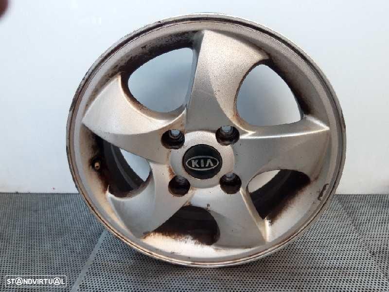PNEU KIA CARENS RS - 1