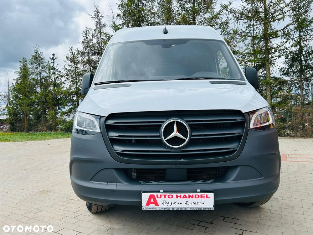 Mercedes-Benz Sprinter - 6