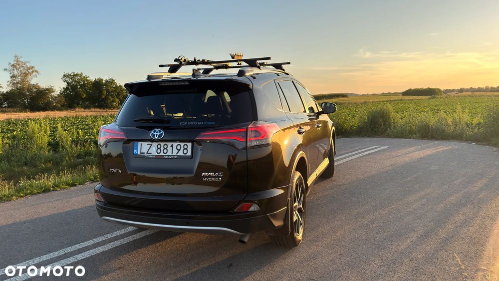 Toyota RAV4 Hybrid Premium 4x2 - 4