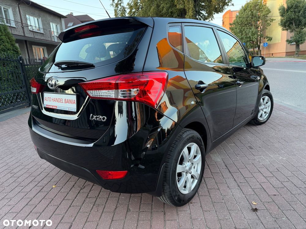 Hyundai ix20 - 16