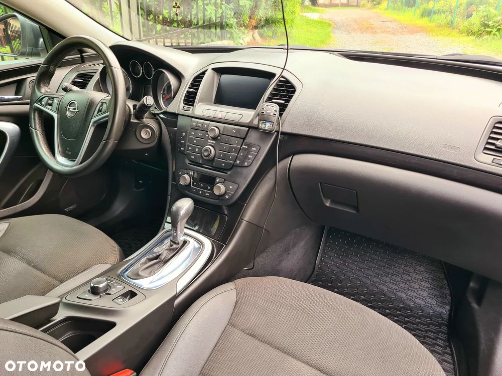 Opel Insignia 2.0 Turbo 4x4 Cosmo - 14