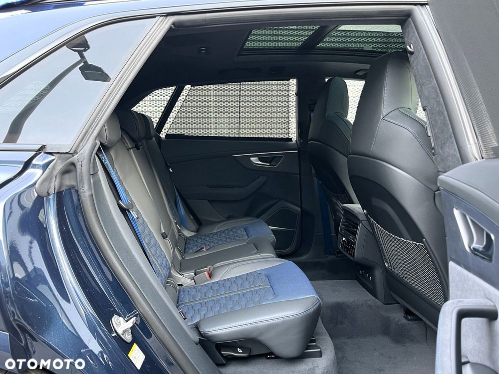 Audi RS Q8 - 22