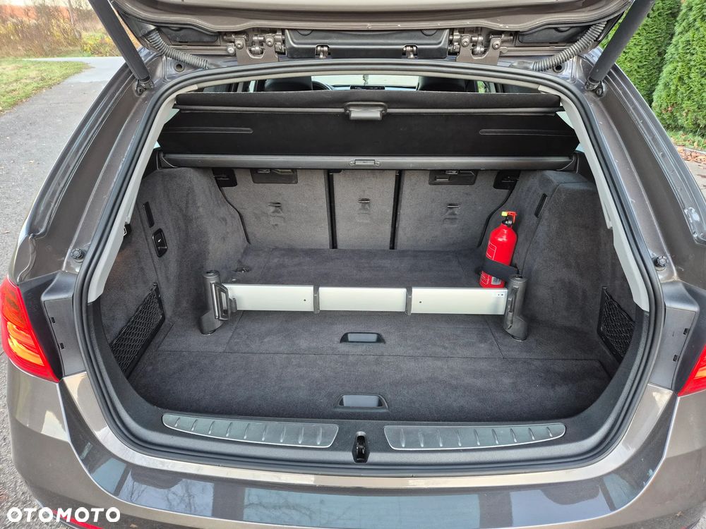 BMW Seria 3 320d Efficient Dynamics Edition - 11