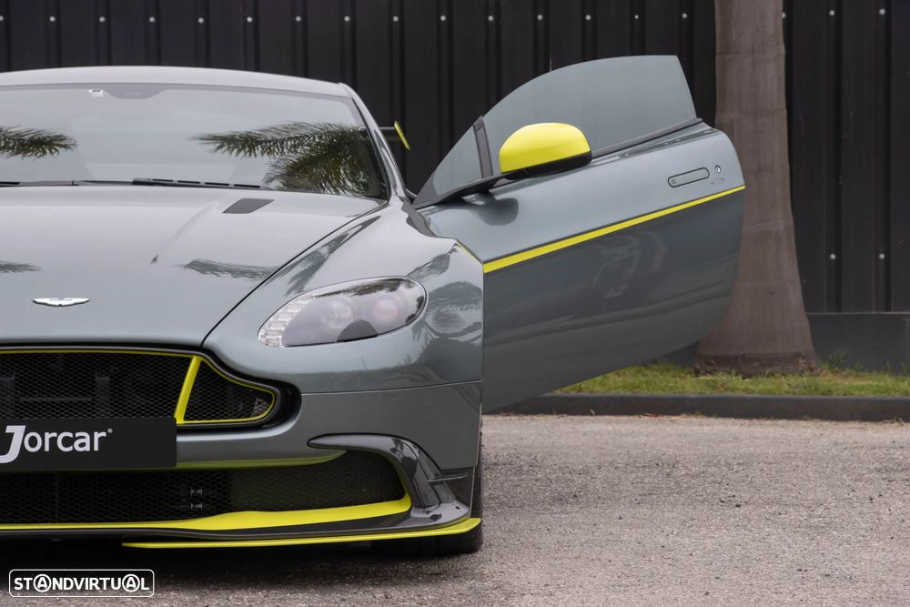 Aston Martin Vantage Coupe GT8 - 41