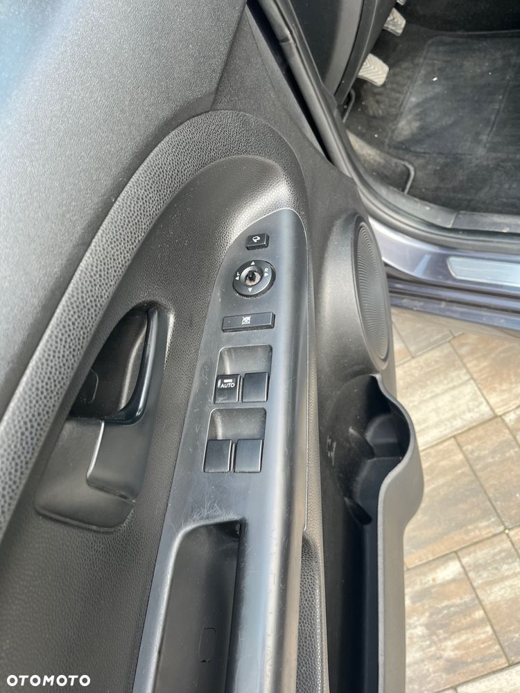 Kia Venga 1.6 CVVT Dream-Team Edition - 20