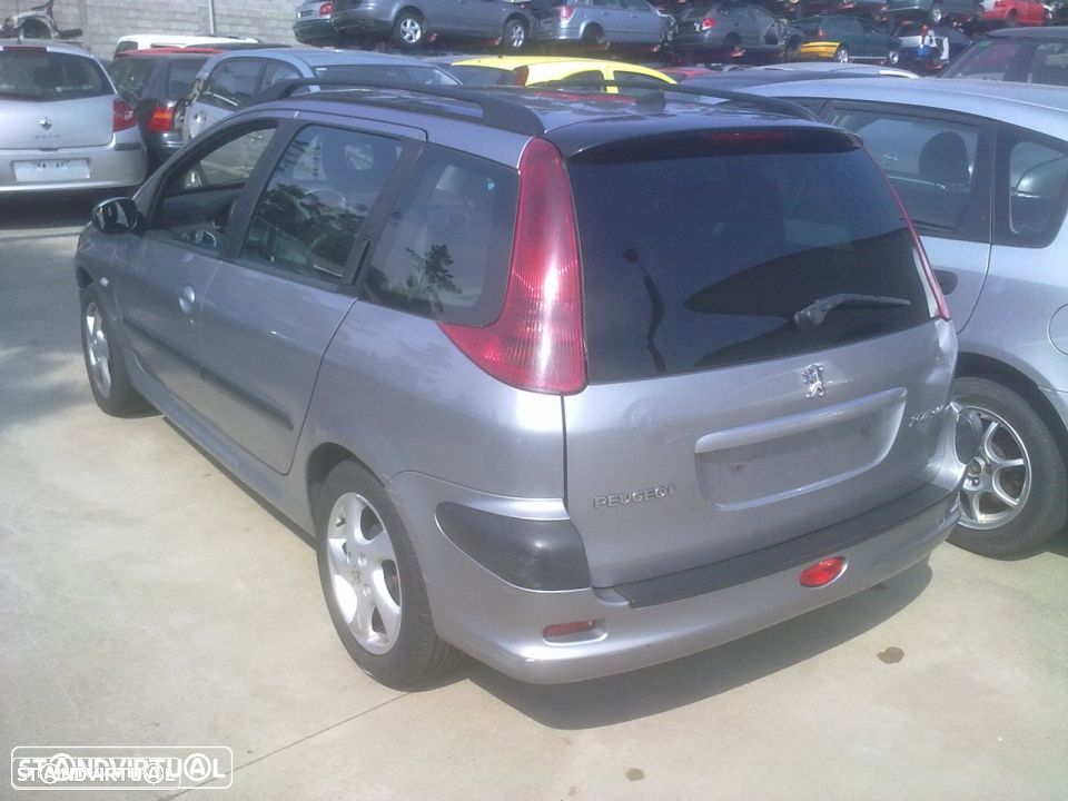 Traseira / Frente /Interior Peugeot 206 SW - 1