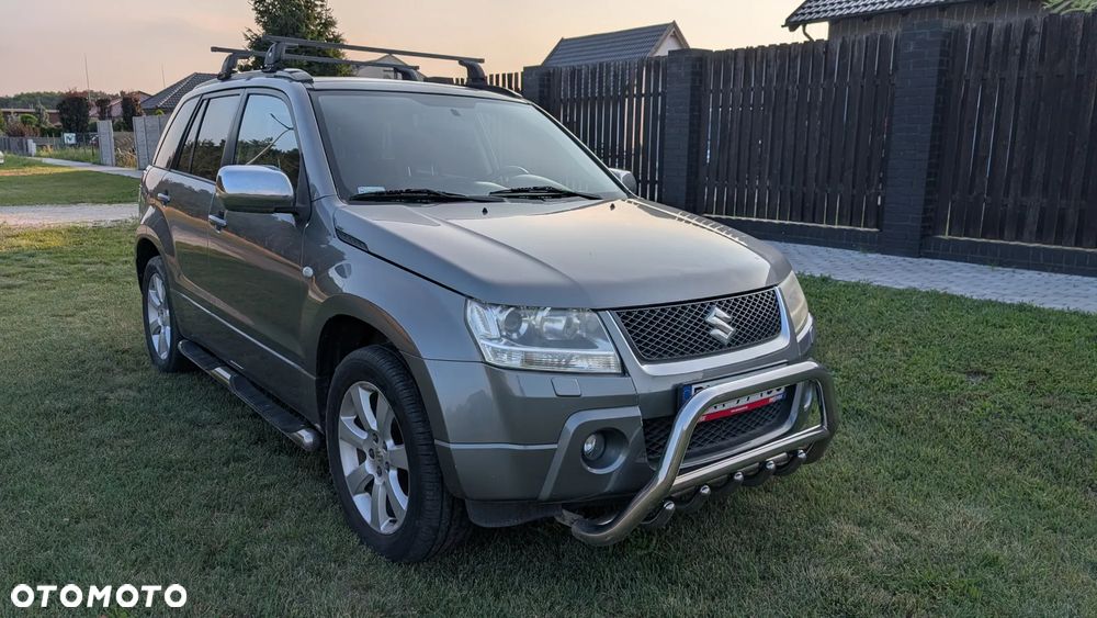Suzuki Grand Vitara 2.0 De Luxe - 2