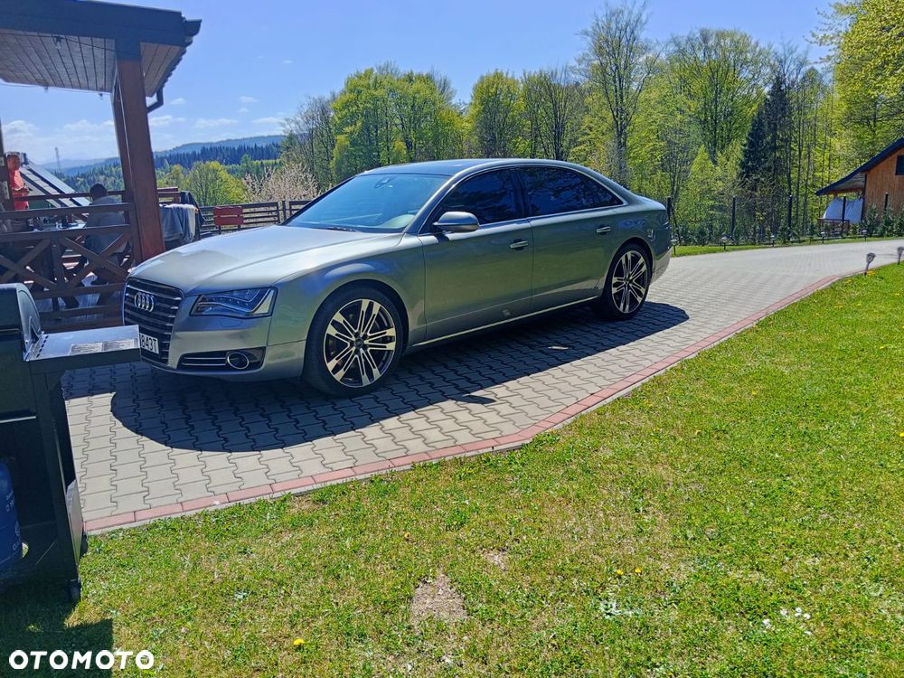 Audi A8 - 6
