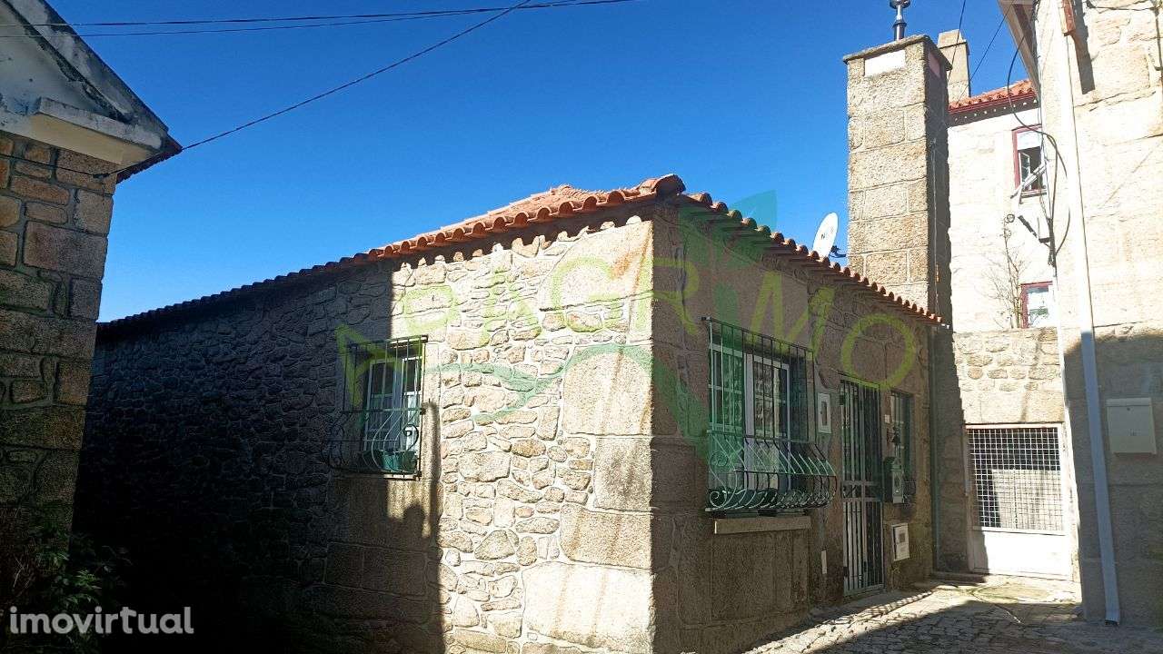 Moradia T3 na zona histórica da Vila de Penedono - Grande imagem: 3/18