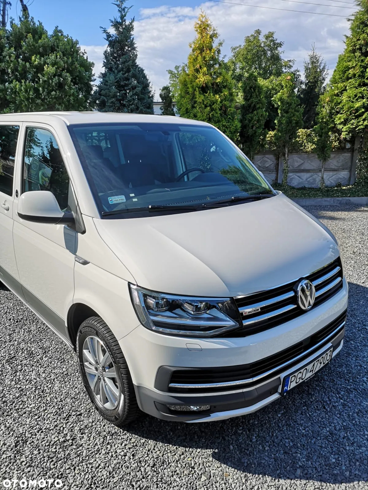 Volkswagen Multivan - 8
