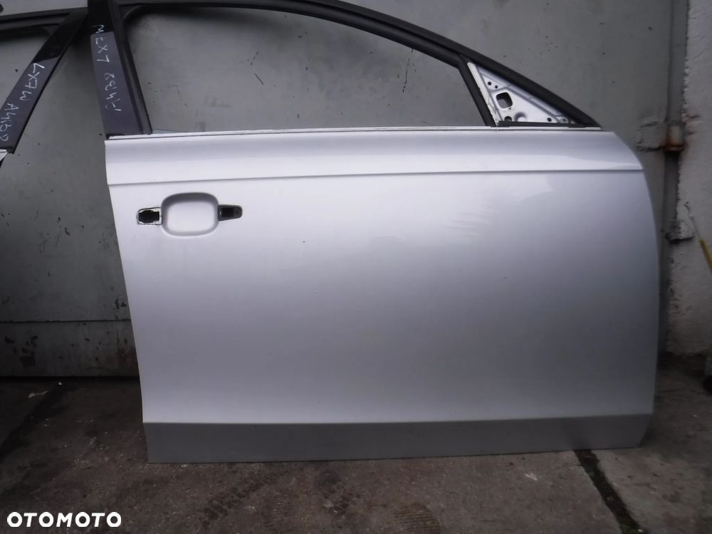 Audi A4 B8 drzwi lewe prawe  przod LX7W  szyba - 2