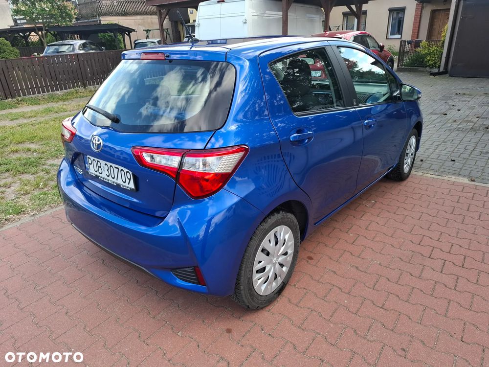 Toyota Yaris 1.5 Premium - 8