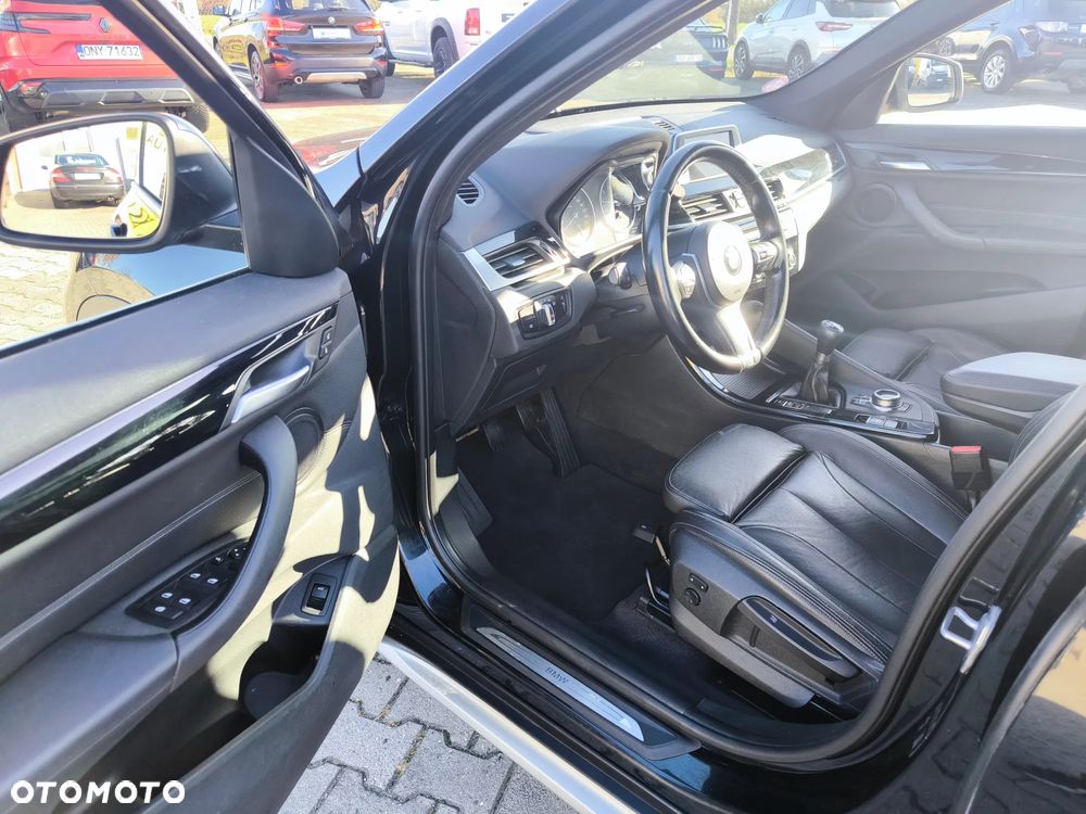 BMW X1 sDrive18i xLine - 17