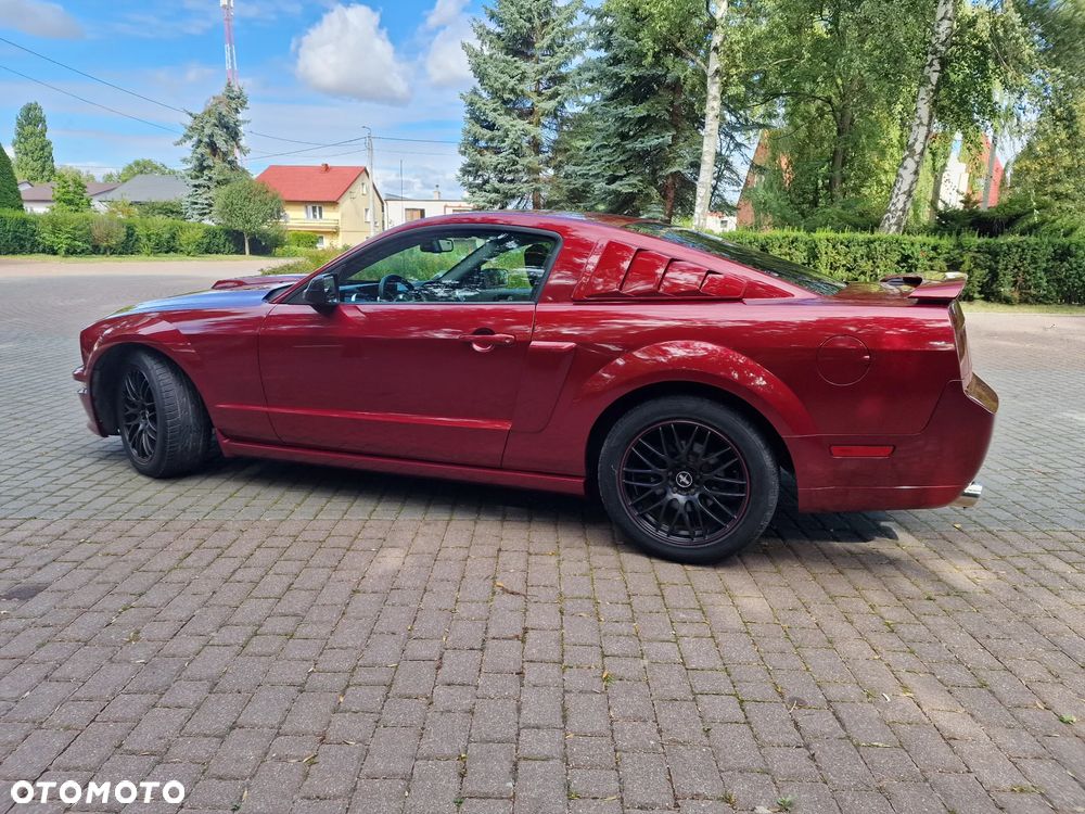 Ford Mustang - 34