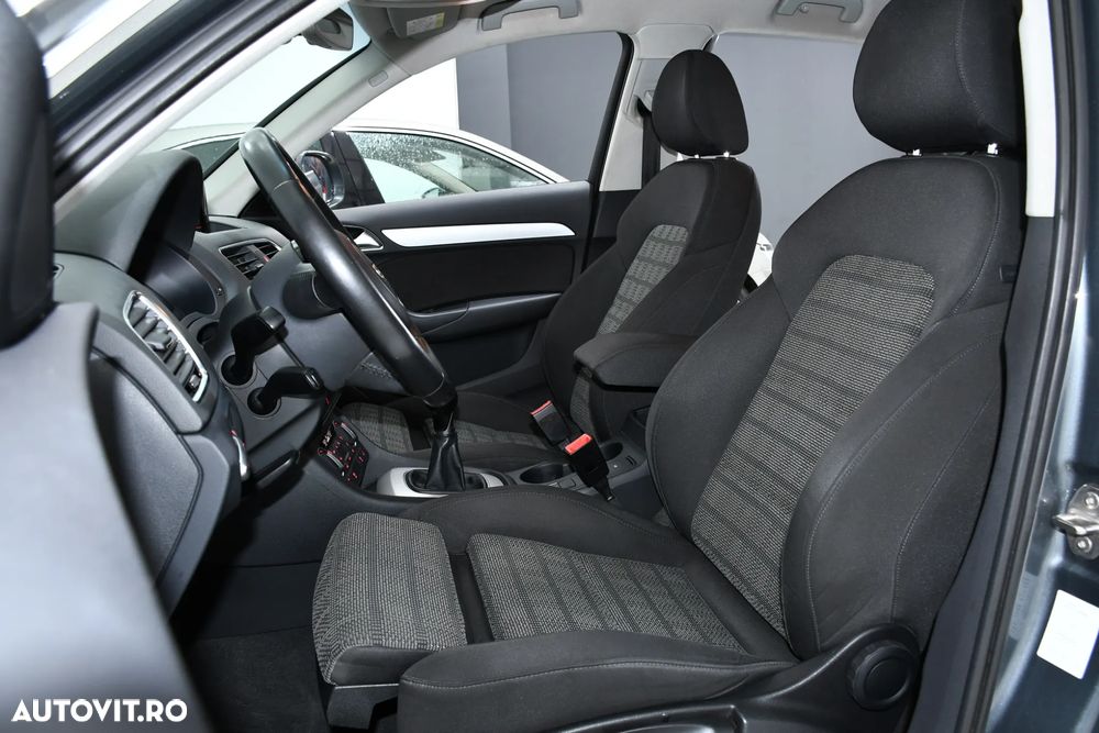 Audi Q3 2.0 TDI Design - 12