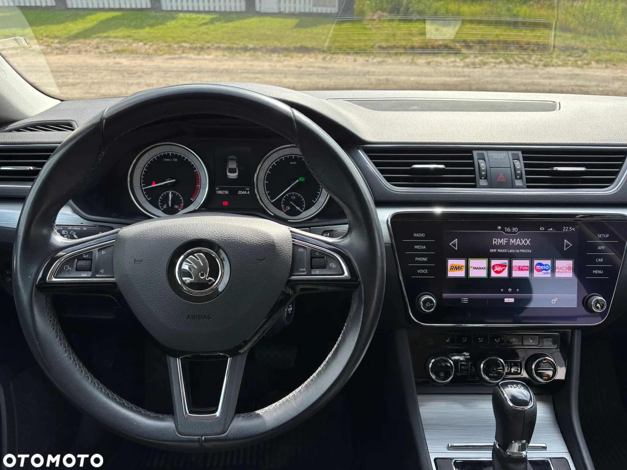 Skoda Superb 2.0 TSI Ambition DSG - 11