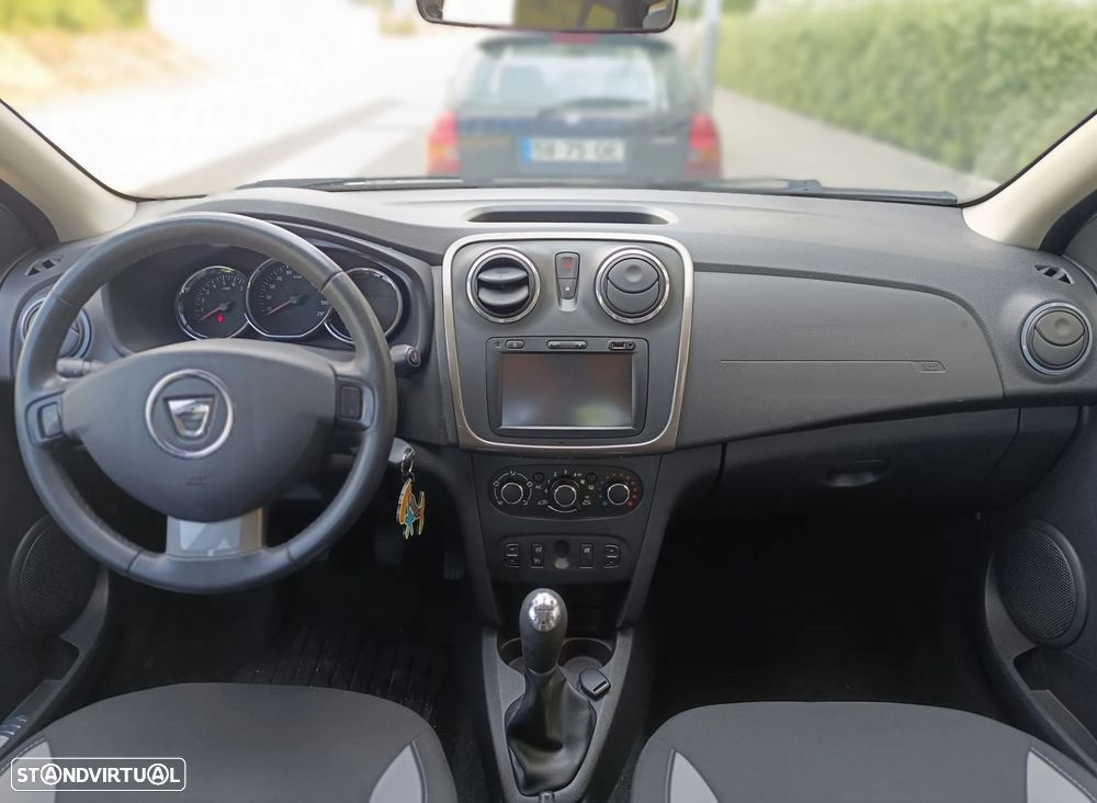 Dacia Sandero 0.9 TCe Stepway - 5