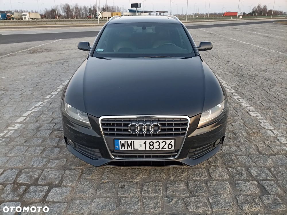 Audi A4 Avant 2.0 TDI - 8