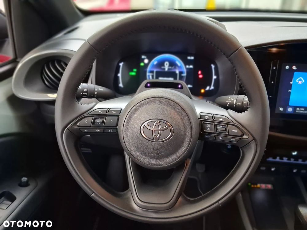 Toyota Aygo X Hybrid 1.5 Style e-CVT - 17