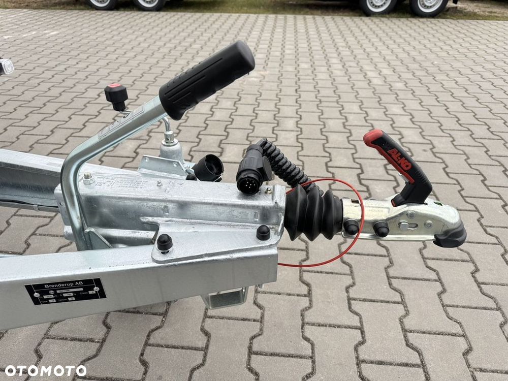 Brenderup Cargo 7350 TBD drzwi 350x155x185 cm - 15