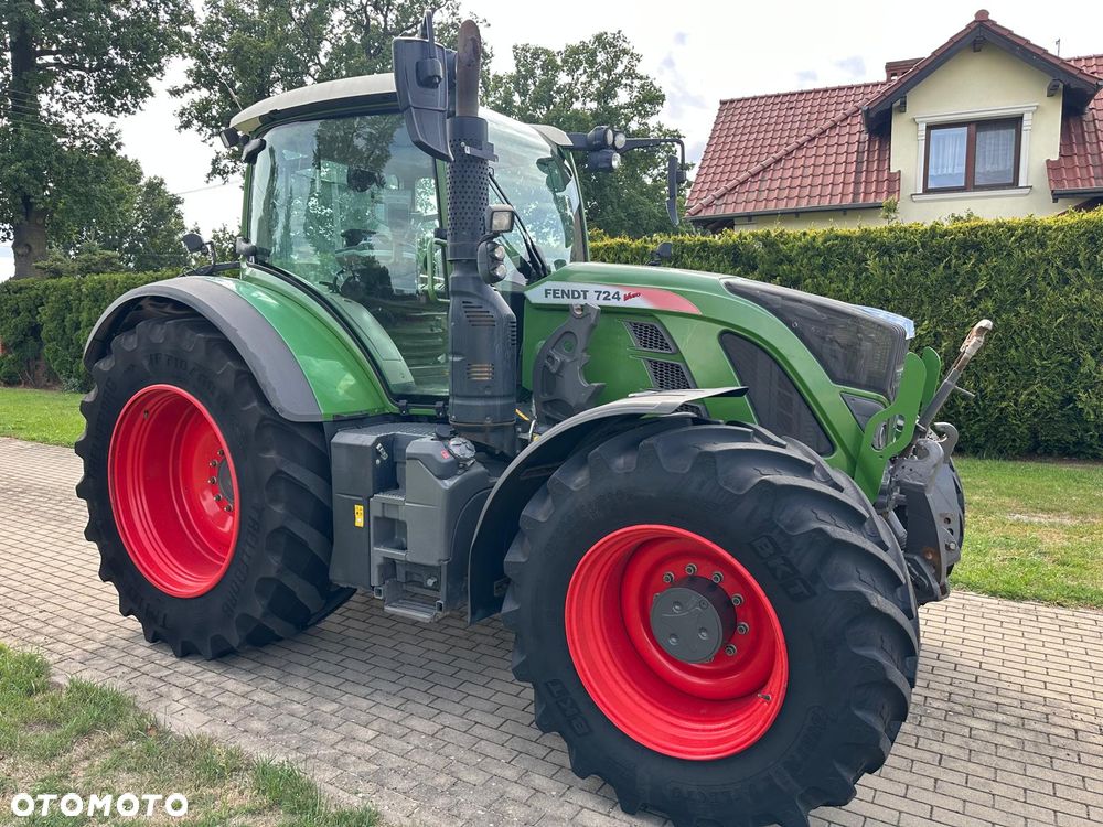 Fendt 724 S4 Vario - 5