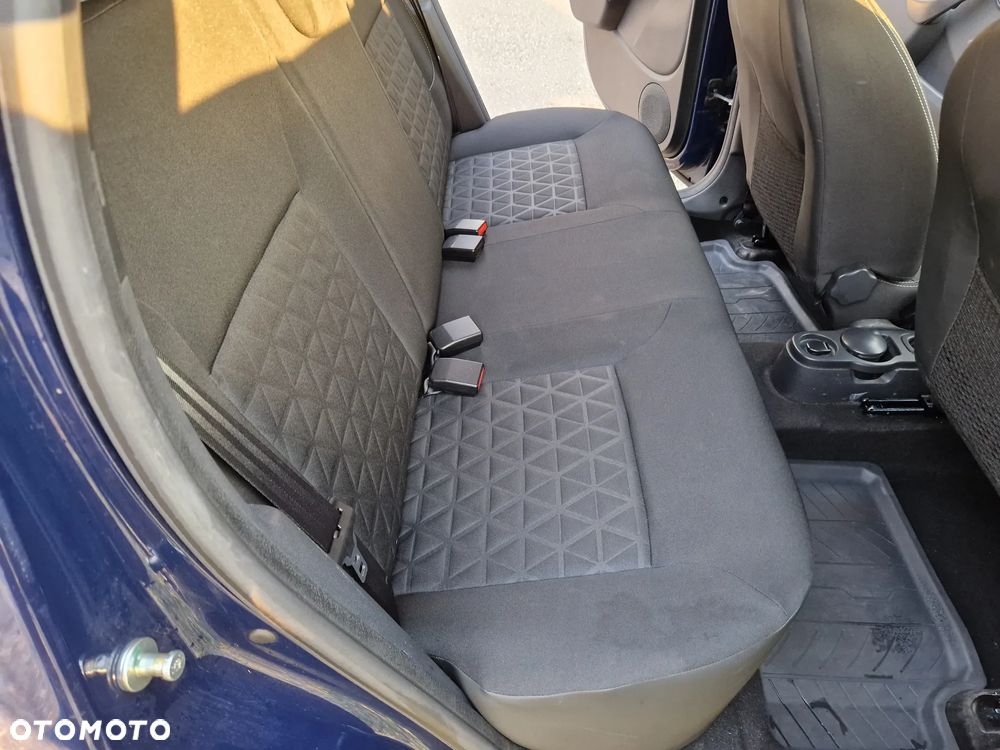 Dacia Duster 1.6 Laureate - 17
