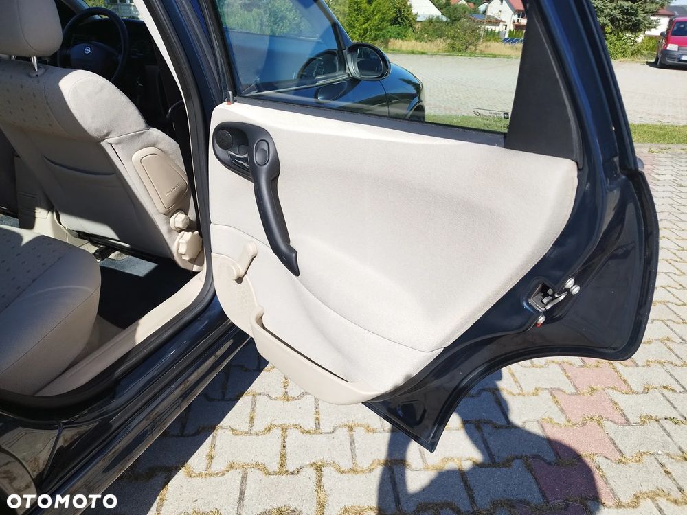 Opel Vectra - 27