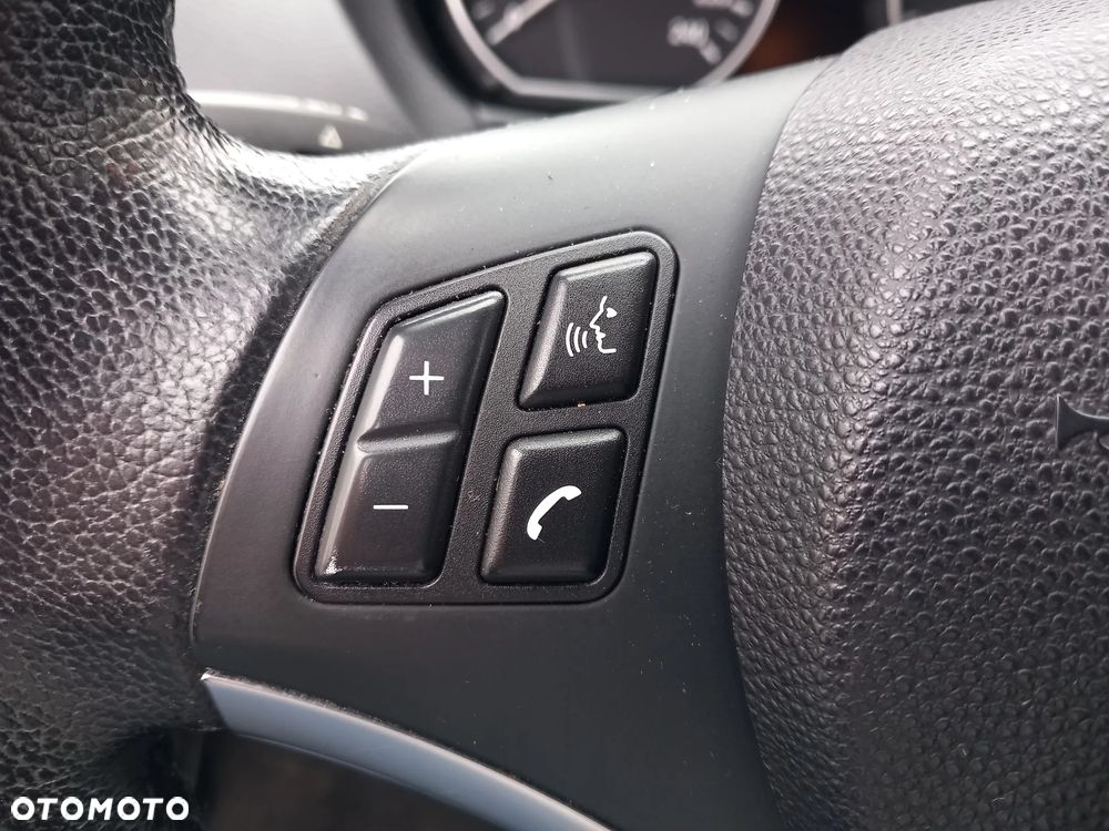 BMW Seria 1 116d - 17